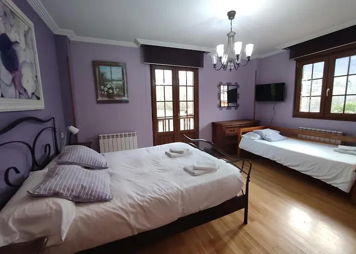 Casa Vacas 펜션 세르베라데피수에르가